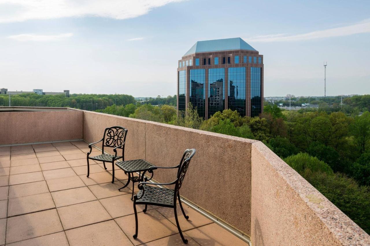 Falls Church Marriott Fairview Park Exterior photo