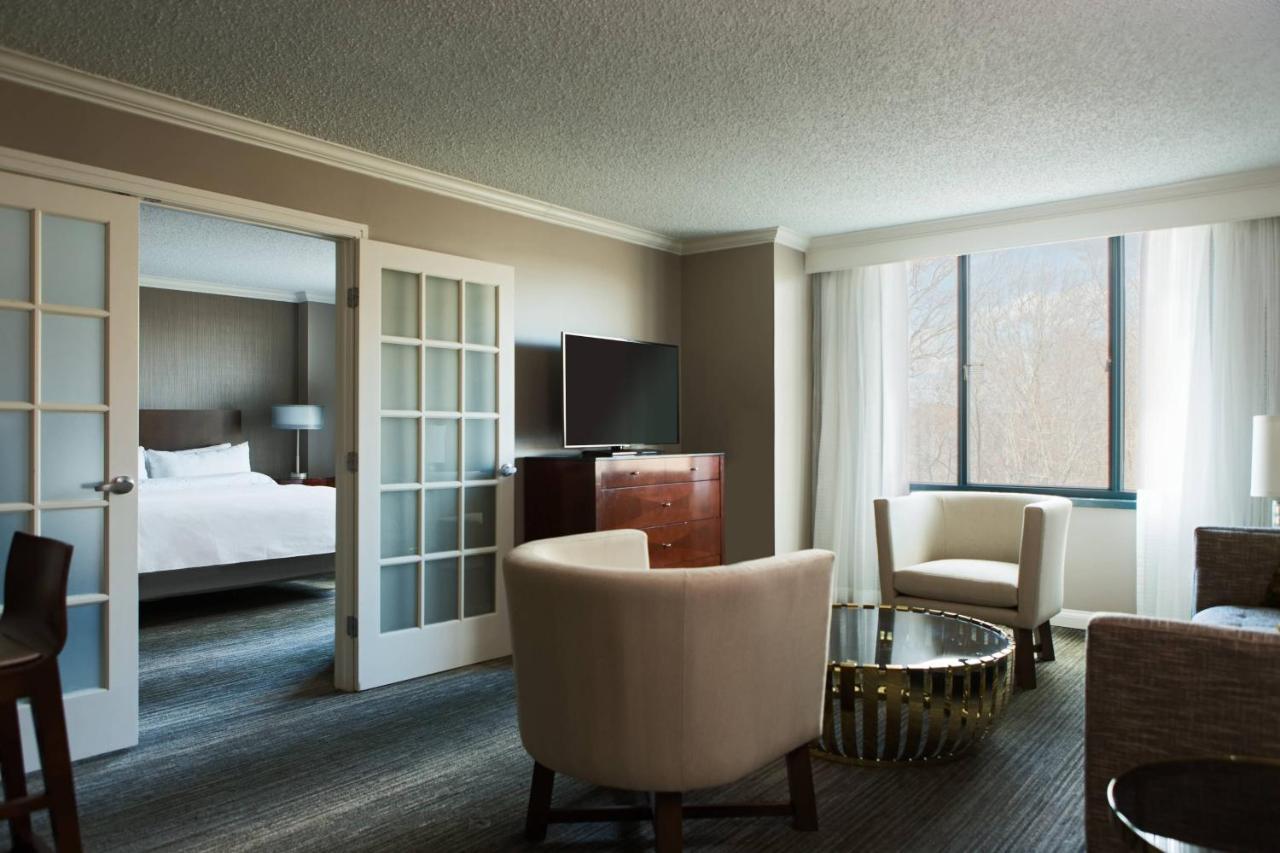 Falls Church Marriott Fairview Park Exterior photo