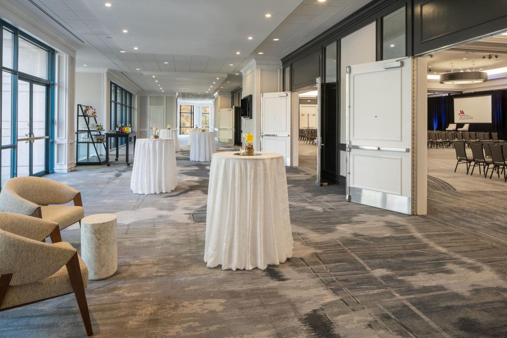 Falls Church Marriott Fairview Park Exterior photo